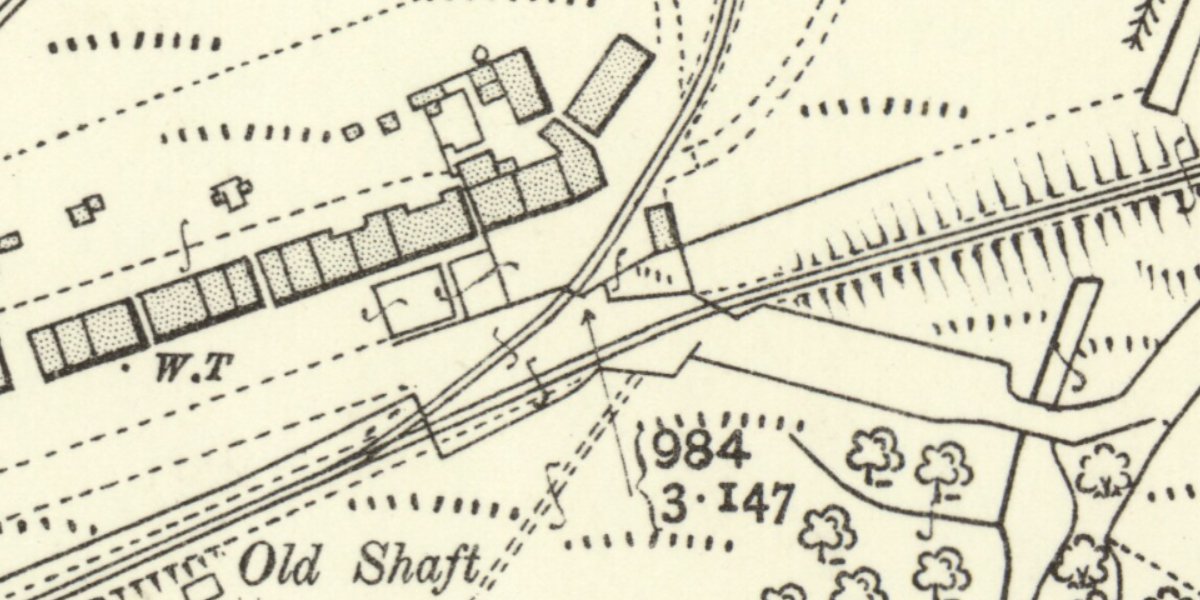 polbeth road crossing.jpg